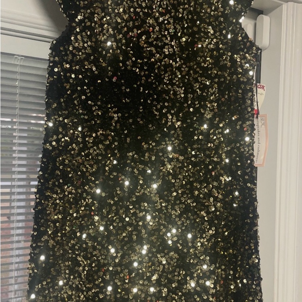 Cupcakes & Cashmere Black Sequin Dress